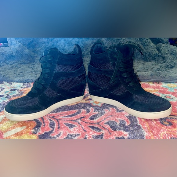 Steve Madden Sneakers Olympa-X High Heel Wedge Shoes
Black Suede Mesh 7.… - Picture 4 of 13
